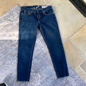 Low rise, slim boyfriend, Jean